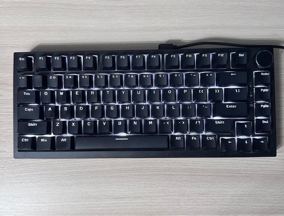 Продам клавиатуру Ajazz AK820