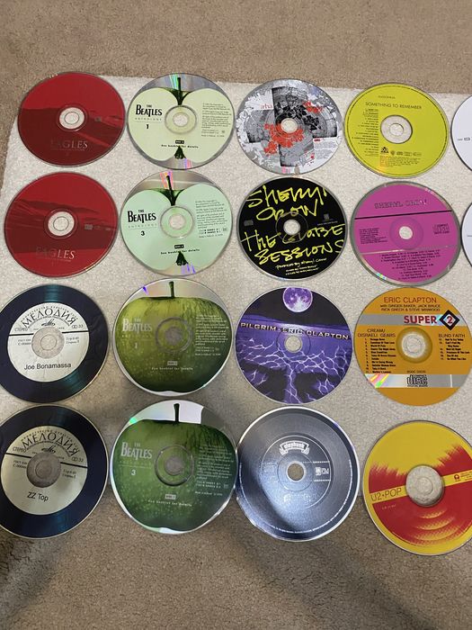 Продам CD и MP3 диски (без коробок), 48 шт.