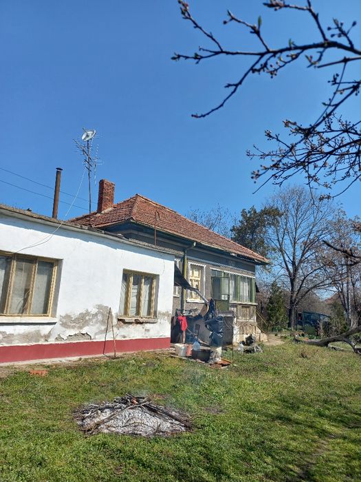 Къща с двор в с. ГРАДЕЦ,  ВИДИНСКО