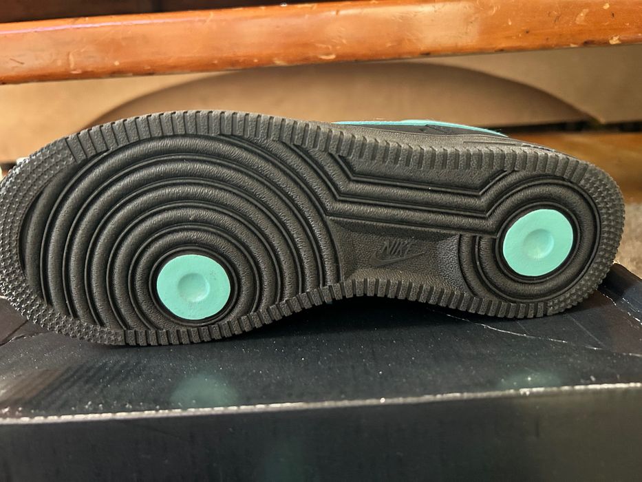 Nike дамски маратонки номер 39