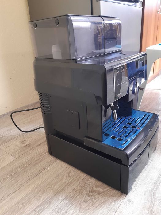 Кафе автомат Саеко Аулика