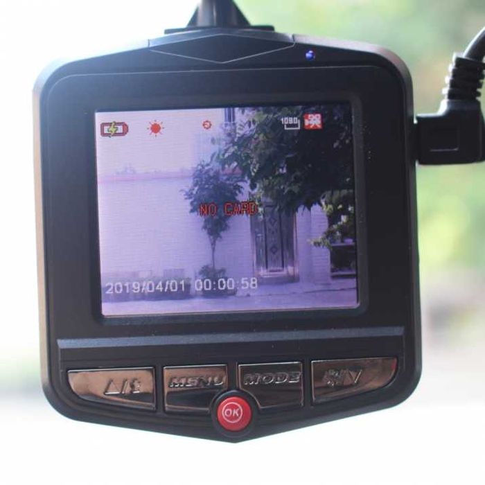 Видеокамера Full HD 1080P за кола с 32GB Micro SD карта