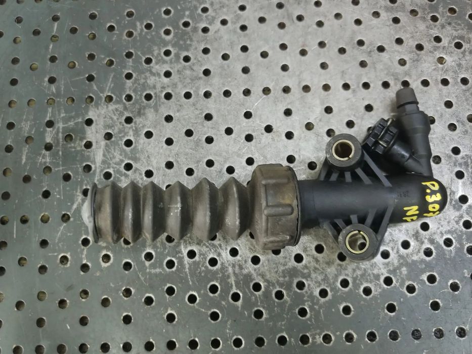 pompa ambreiaj 1.6 b nfu peugeot 206 307