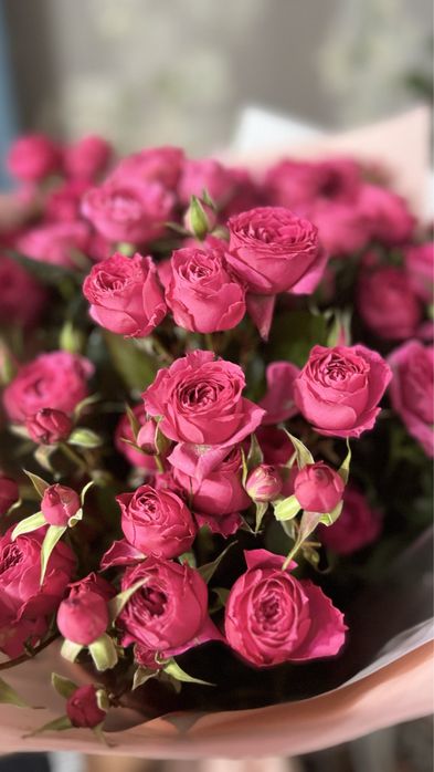 Букет кустовые розы