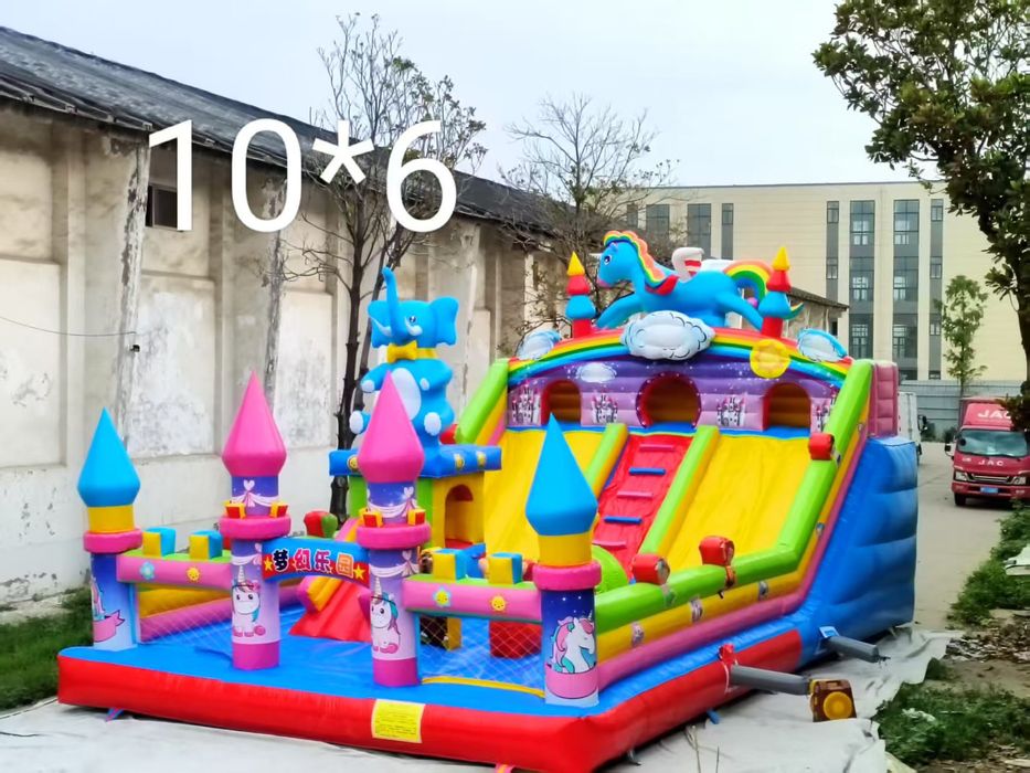 Надувной Батут , горка бассеин новый