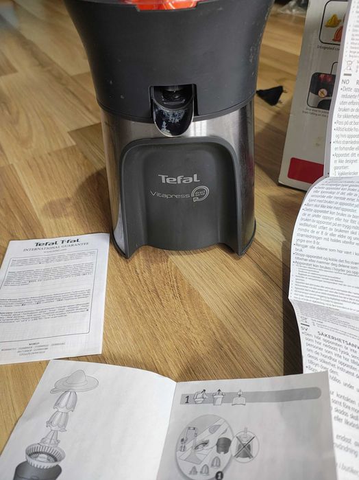 Storcator fructe citrice