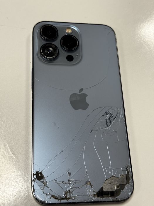 iPhone 13 Pro 256 GB PENTRU PIESE