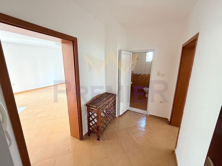 Продава се Двустаен апартамент в к.к. Слънчев бряг - 85 кв.м за 480 €/кв.м - Снимка #3