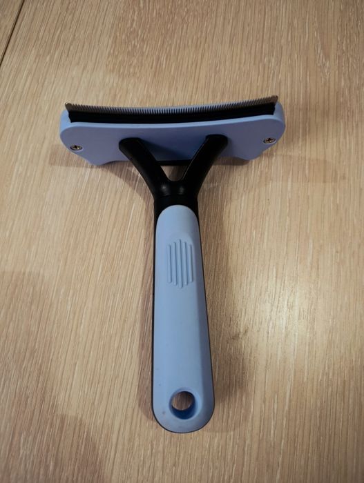 Продам Фурминатор/дешеддер для собак и кошек