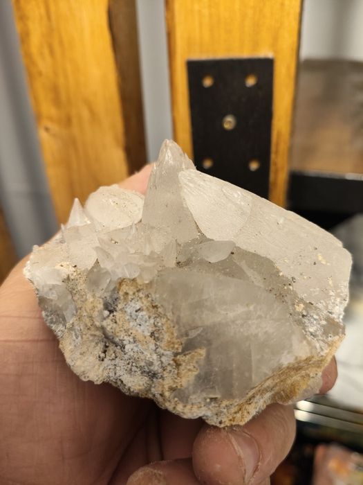 Calcita colt de caine. Flori de mina. Minerale