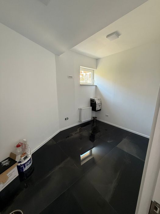 Spatiu comercial de vanzare 84mp