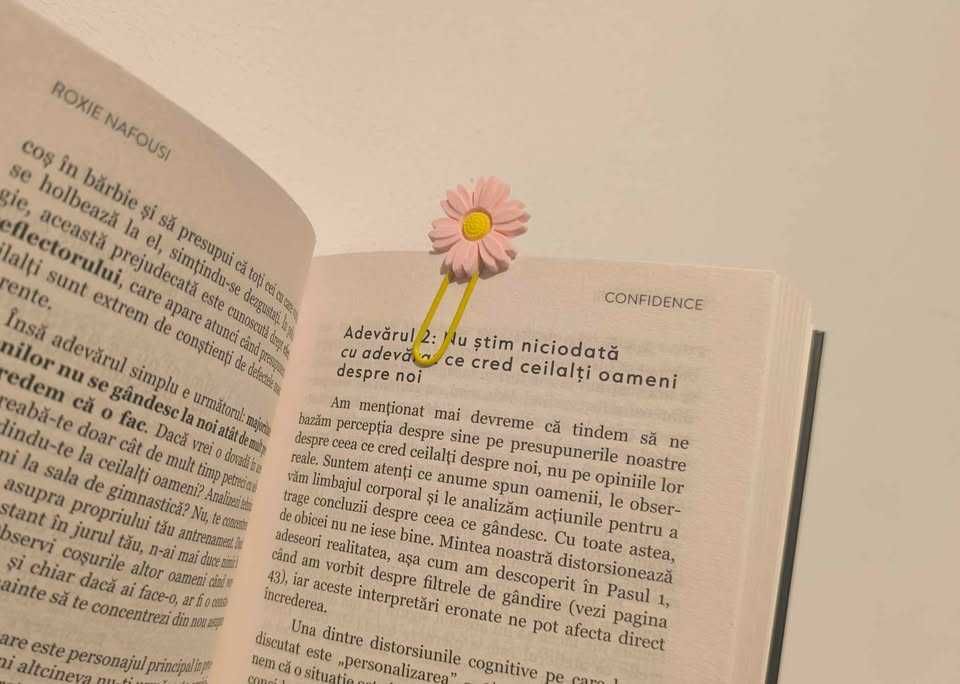 Mărțișoare semn de carte tip agrafă – set 6 buc, ambalate individual