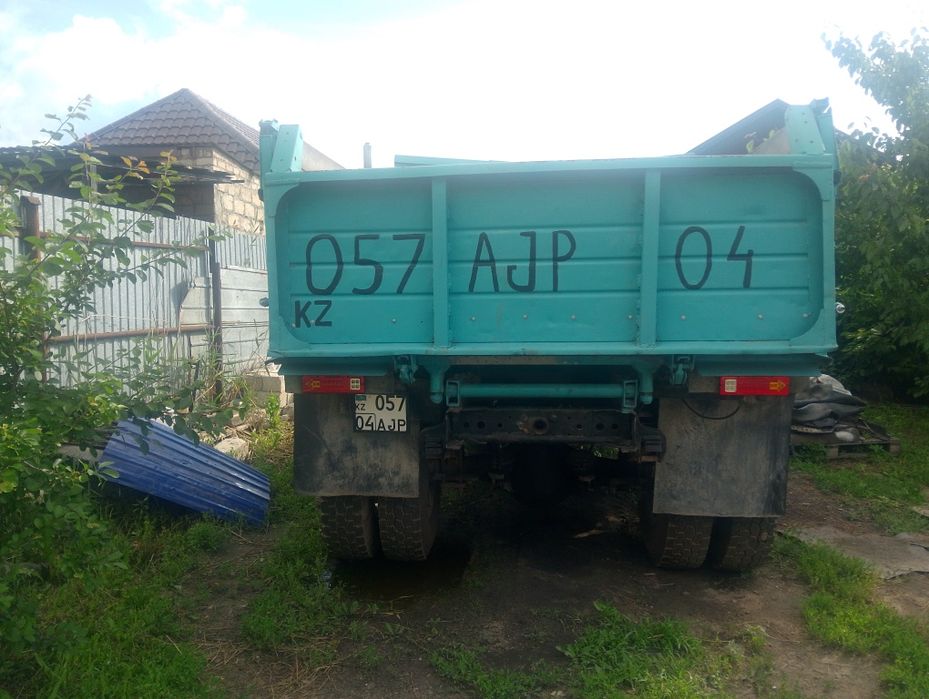 Продам зил 130 .
