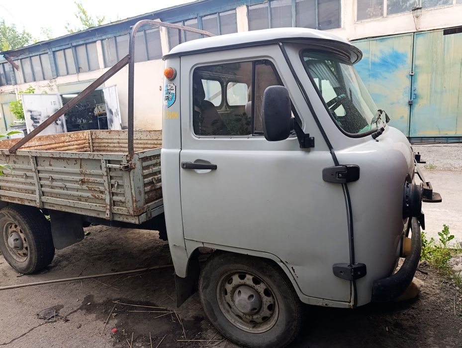 УАЗ 3303 бортовой