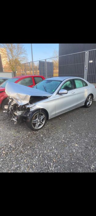 Mercedes C220  W205