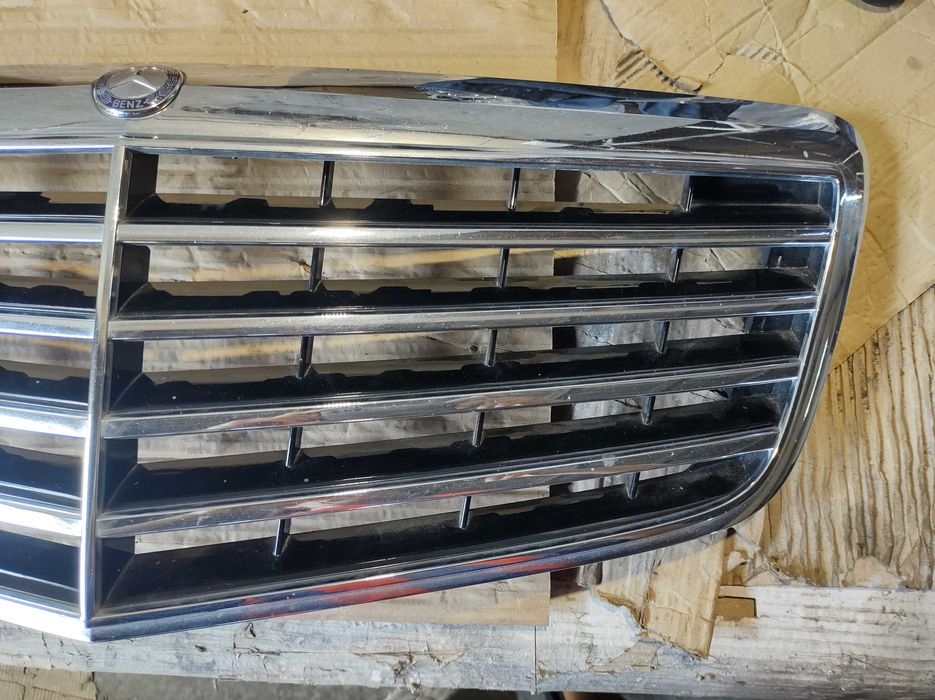 Радиаторна Решетка/Маска Mercedes E class W211 V6 4matic Tmodel OM642