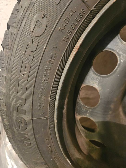 4 зимни гуми Fulda с джанти от Fiat 500