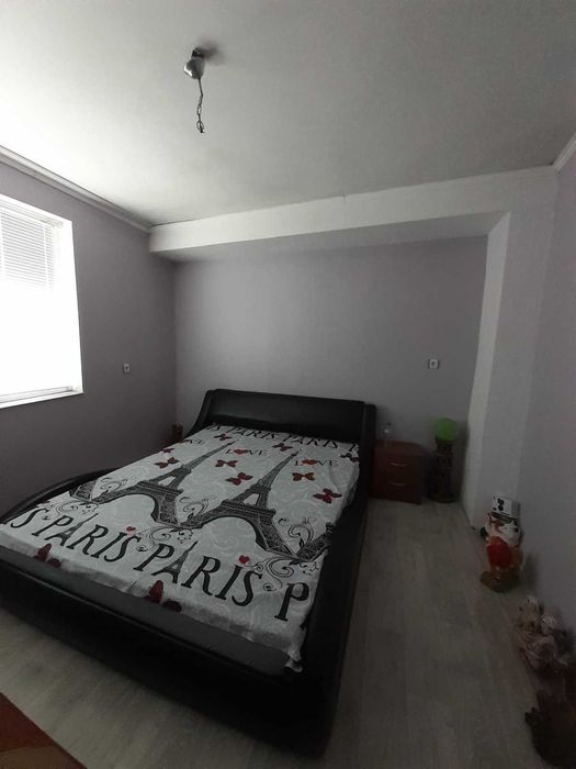 ДВУЕТАЖНА КЪЩА в кв. Тракийски, гр. Хасково