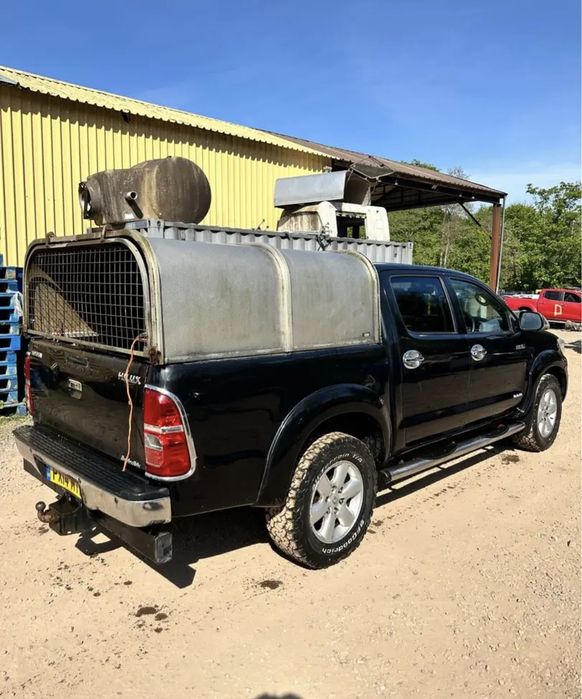 Dezmembrez Toyota Hilux 3.0 Invincible 2012-2016