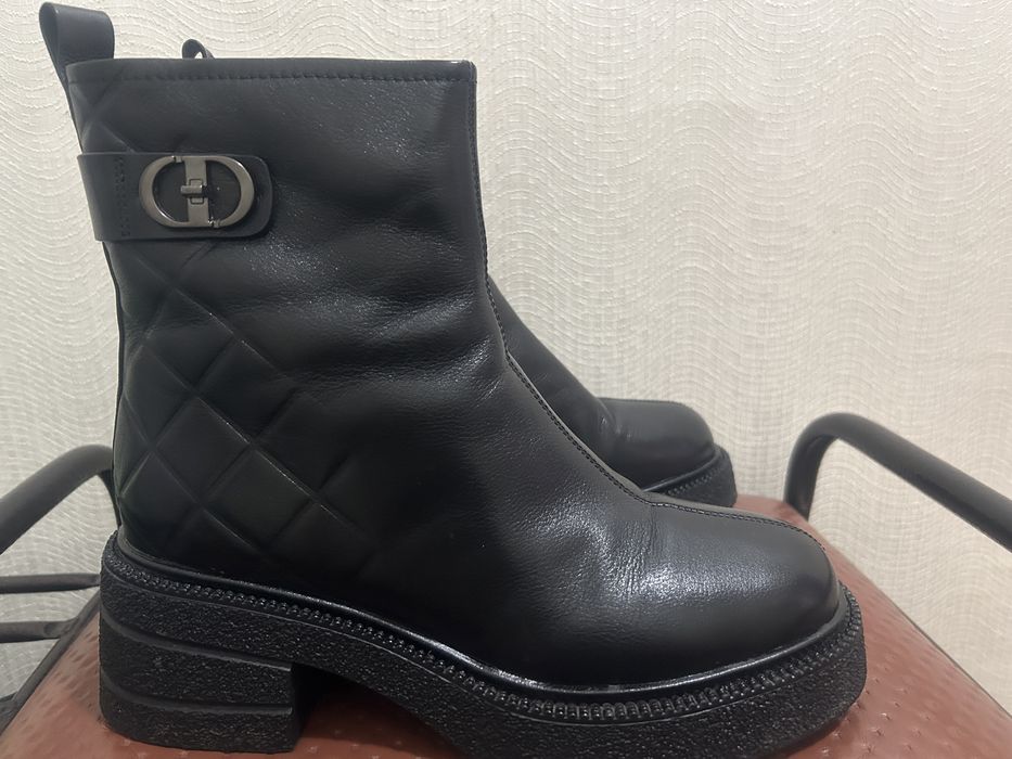 Продам зимние кожаные  сапоги