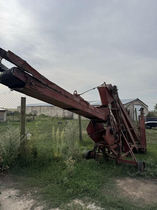 Погрузчик зерна, зерномет