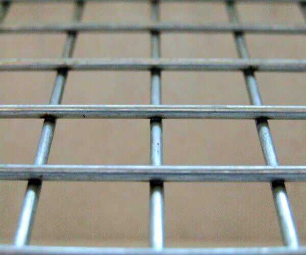 PANOU SUDAT ZINCAT 25×25/D2.4/1000X2000