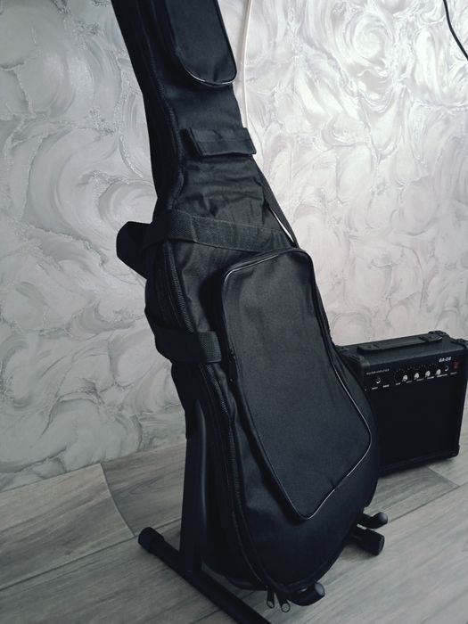 Комплект для игры на электрогитаре