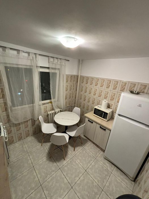 Inchirirez apartament 2 camere Tineretului