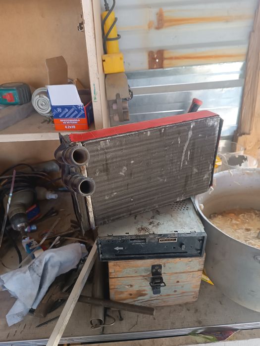 Продам радиатор печки на Гольф 3