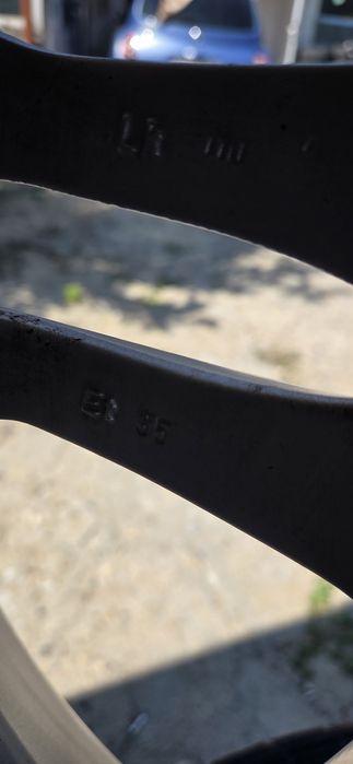 OPEL ASTRA H  225/45/17 8J×17 ET35 5×110