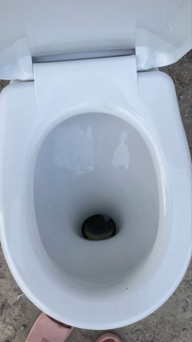 Унитаз Б/у белый
