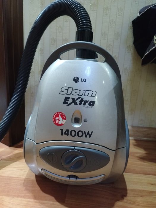 Пылесос LG 1400w