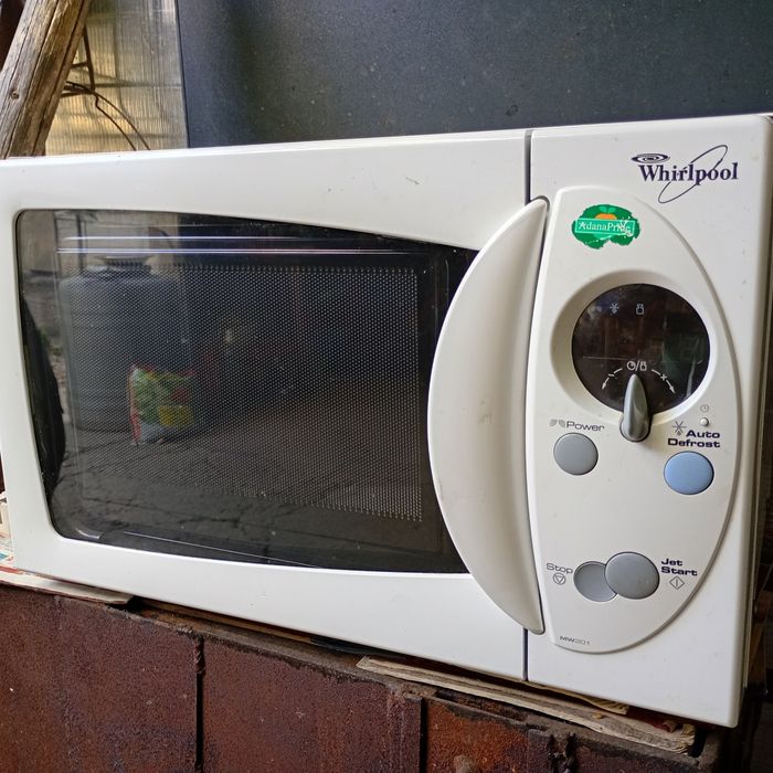 Cuptor microunde