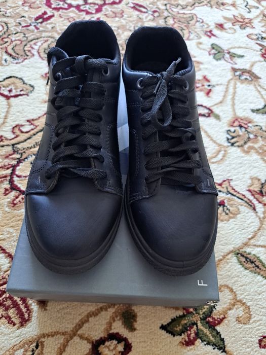 Обувь для мальчика.  Размер 39