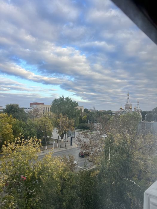Сдам кваритиру в центре города