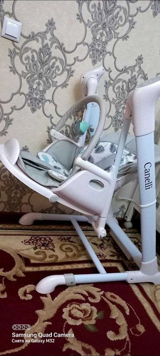 Продается кресло качалка детская. Новый.