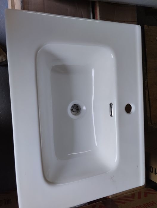 Продавам мивка  баня Ideal standard, Tutin , Rovak