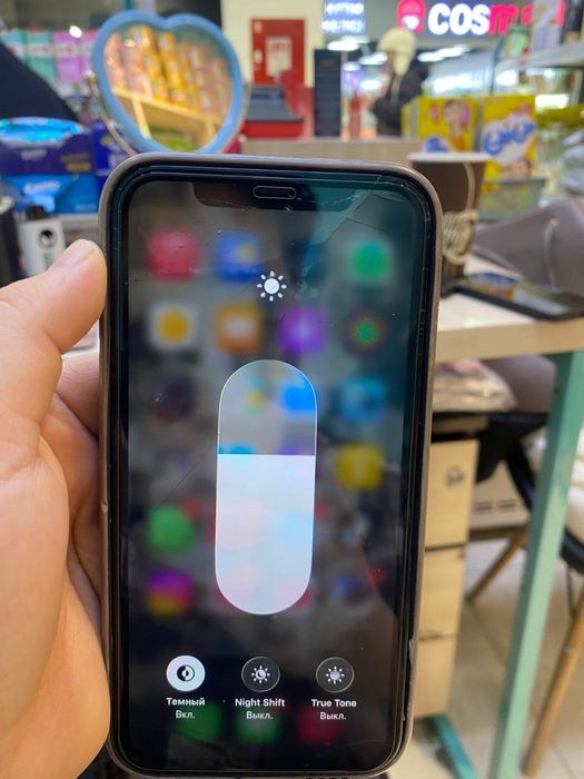 Продается айфон 11 за 45000