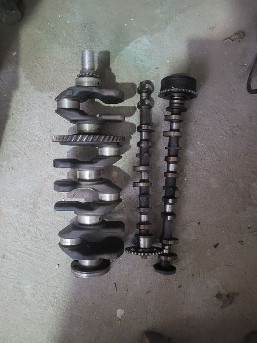 Коленвал матора 2AZ-FE