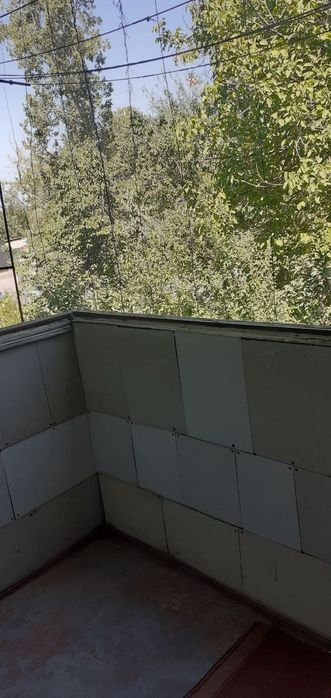 Продается 4/2/4 на м-ве Буз-2 (Ориентир санатория Турон