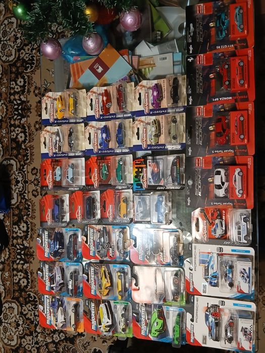 Здравейте продавам една част от личната ми колекция