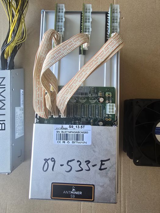 Antminer S9 13,5th/s