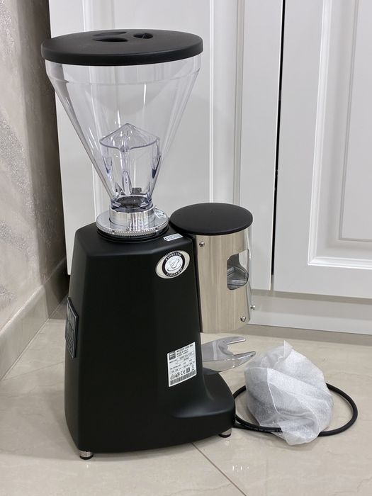 Rasnita cafea profesionala Mazzer super jolly Automatic noua vand