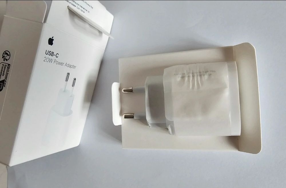 Incarcator iPhone NOU