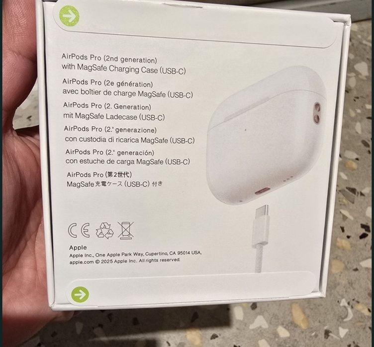 Casti Airpods Pro 2nd generation, noi, albe, bass puternic, ANC,  apple