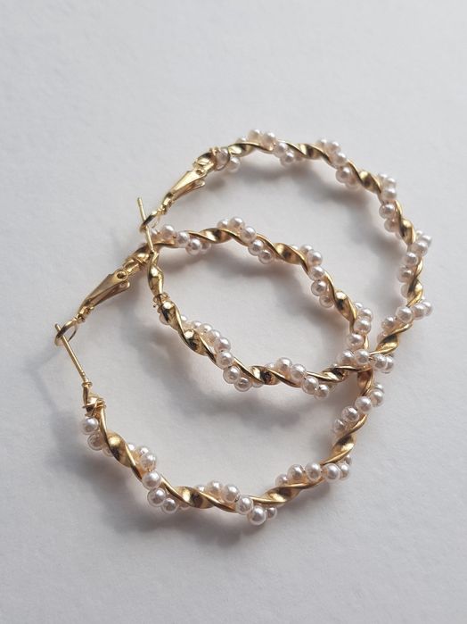 Продам серьги + в подарок красивая упаковка