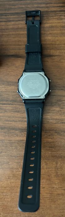 Часы мужские Casio f105w