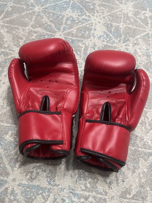 адидас перчатка