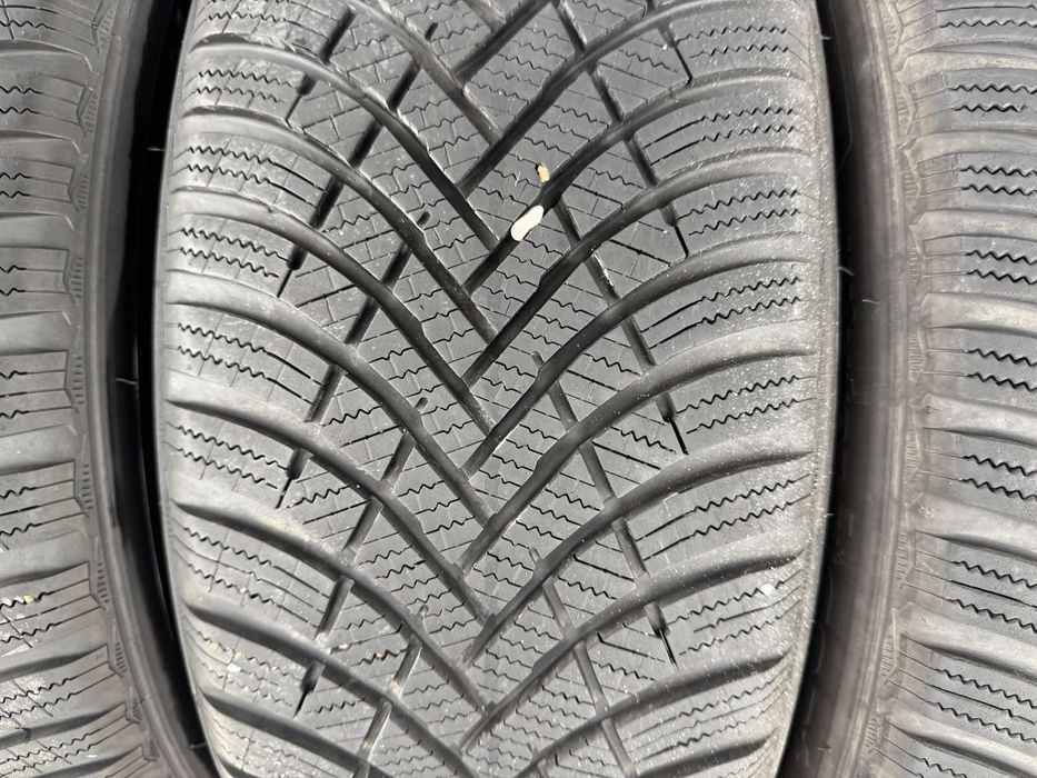 4бр.зимни гуми 215/55/17 98V HANKOOK 24