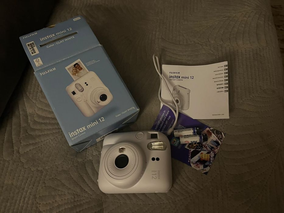 Фотоаппарат Instax mini 12